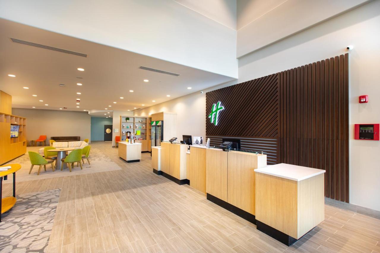 Holiday Inn - Kansas City - Northeast By Ihg Exterior foto